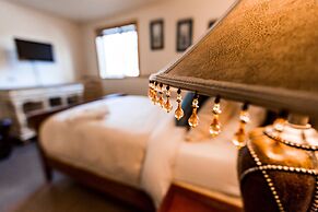 Majestic Valley Wilderness Lodge