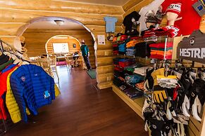 Majestic Valley Wilderness Lodge