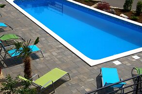 Apartments Lounger Frkovic