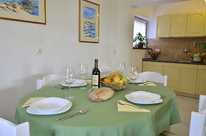 Apartments Lounger Frkovic