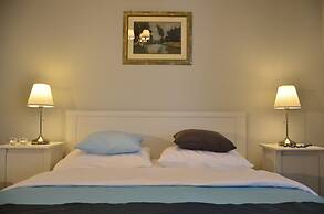 Apartments Lounger Frkovic