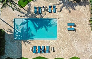 Grassy Flats Resort & Beach Club