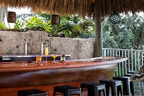 Grassy Flats Resort & Beach Club