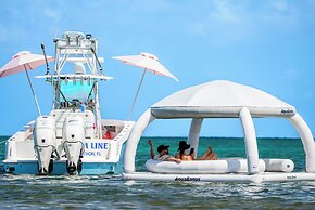 Grassy Flats Resort & Beach Club