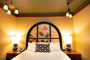 McMenamins Elk Temple