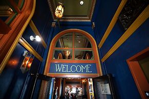 McMenamins Elk Temple