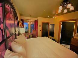 McMenamins Elk Temple