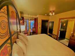 McMenamins Elk Temple