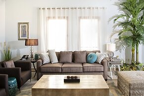 Agua Azul by Island Properties Online