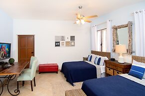 Aqua Vue by Island Properties Online