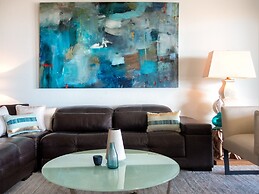 Aqua Vue by Island Properties Online