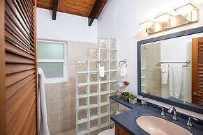 Arcadia by Island Properties Online