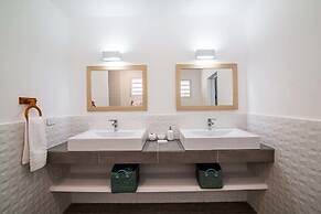 Alizee by Island Properties Online