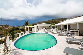 Alizee by Island Properties Online