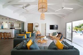 Alizee by Island Properties Online