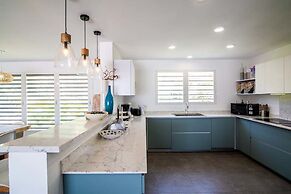 Alizee by Island Properties Online