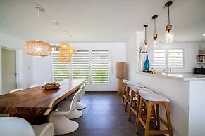 Alizee by Island Properties Online