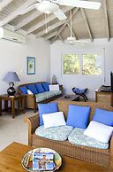 Beach House Younes by Island Properties Online