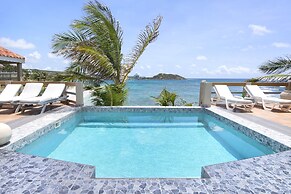 Bell'Mare by Island Properties Online