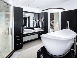 Paradiso by Island Properties Online