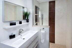 Paradiso by Island Properties Online