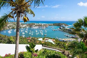 Paradiso by Island Properties Online