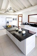 Victoria by Island Properties Online