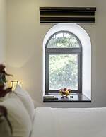 TTR Moonstone Apart Hotel