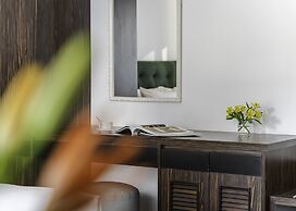 TTR Moonstone Apart Hotel