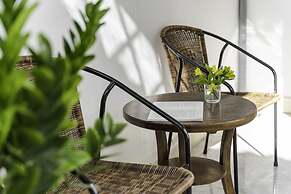 TTR Moonstone Apart Hotel