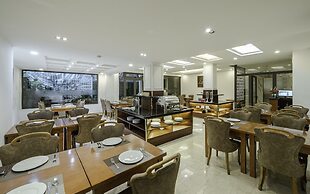 TTR Moonstone Apart Hotel