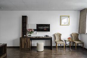 TTR Moonstone Apart Hotel