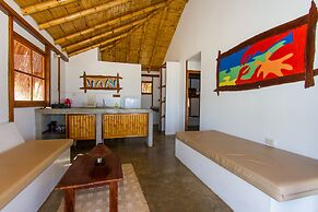 Hoja de Palma Bungalows