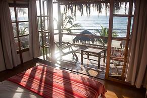 Hoja de Palma Bungalows