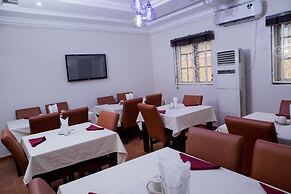 Meritz Hotels & Suites