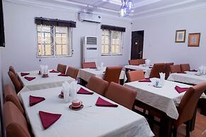 Meritz Hotels & Suites