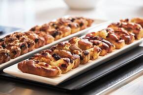 AC Hotel by Marriott Los Angeles South Bay