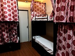BKC Backpackers - Trade Centre