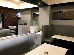 BKC Backpackers - Trade Centre