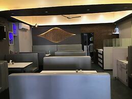 BKC Backpackers - Trade Centre