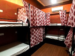 BKC Backpackers - Trade Centre