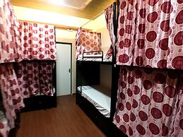 BKC Backpackers - Trade Centre