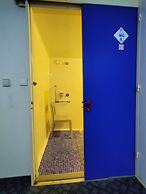 Hotel Thania