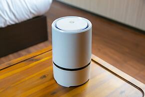 Calm Asakusa Kaminarimon Gate CLx