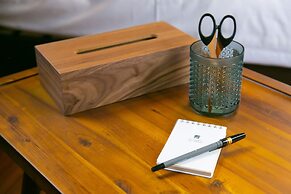 Calm Asakusa Kaminarimon Gate CLx