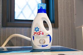 Calm Asakusa Kaminarimon Gate CLx