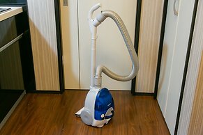 Calm Asakusa Kaminarimon Gate CLx