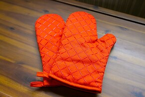 Calm Asakusa Kaminarimon Gate CLx