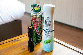 Calm Asakusa Kaminarimon Gate CLx