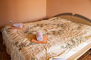 Sea Side Luxury Apartment